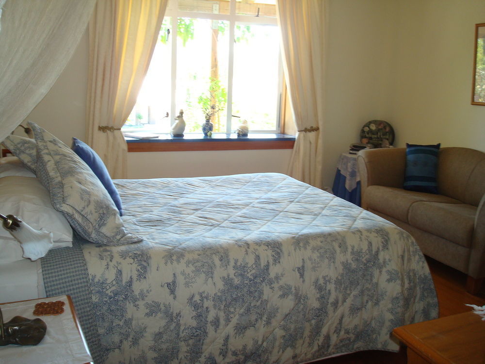 Olde Mill House B&B & Bike2Wine Cycle Hire Renwick Bagian luar foto