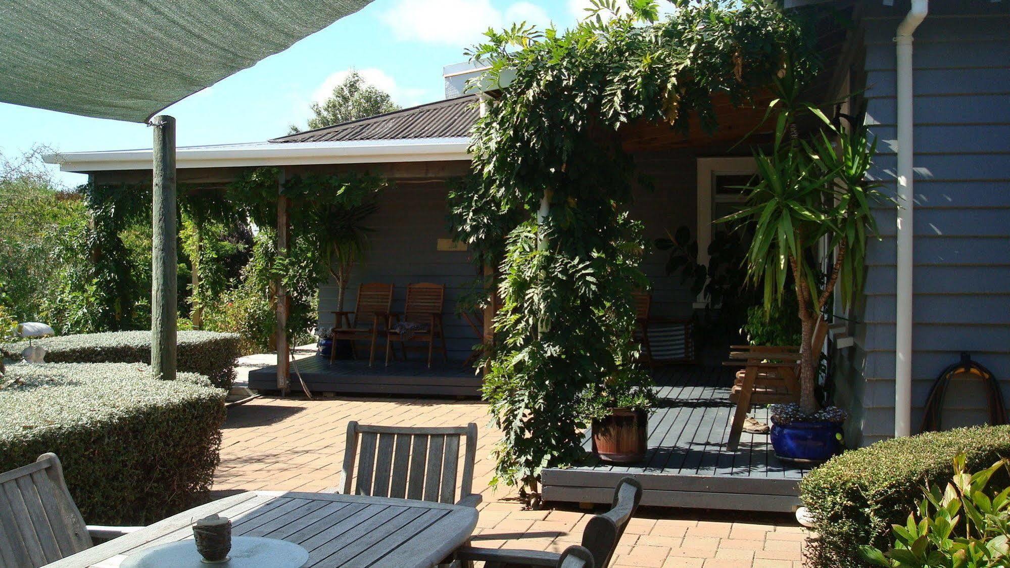 Olde Mill House B&B & Bike2Wine Cycle Hire Renwick Bagian luar foto