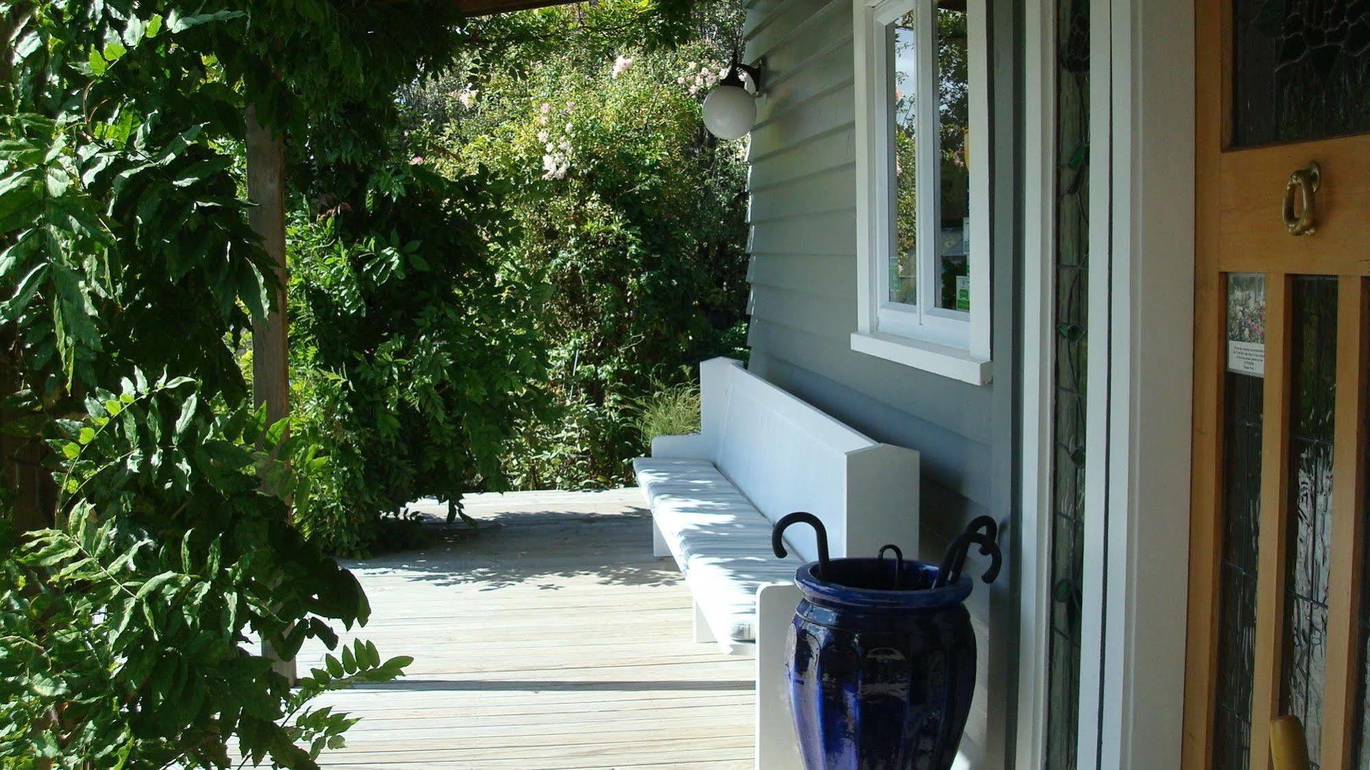 Olde Mill House B&B & Bike2Wine Cycle Hire Renwick Bagian luar foto