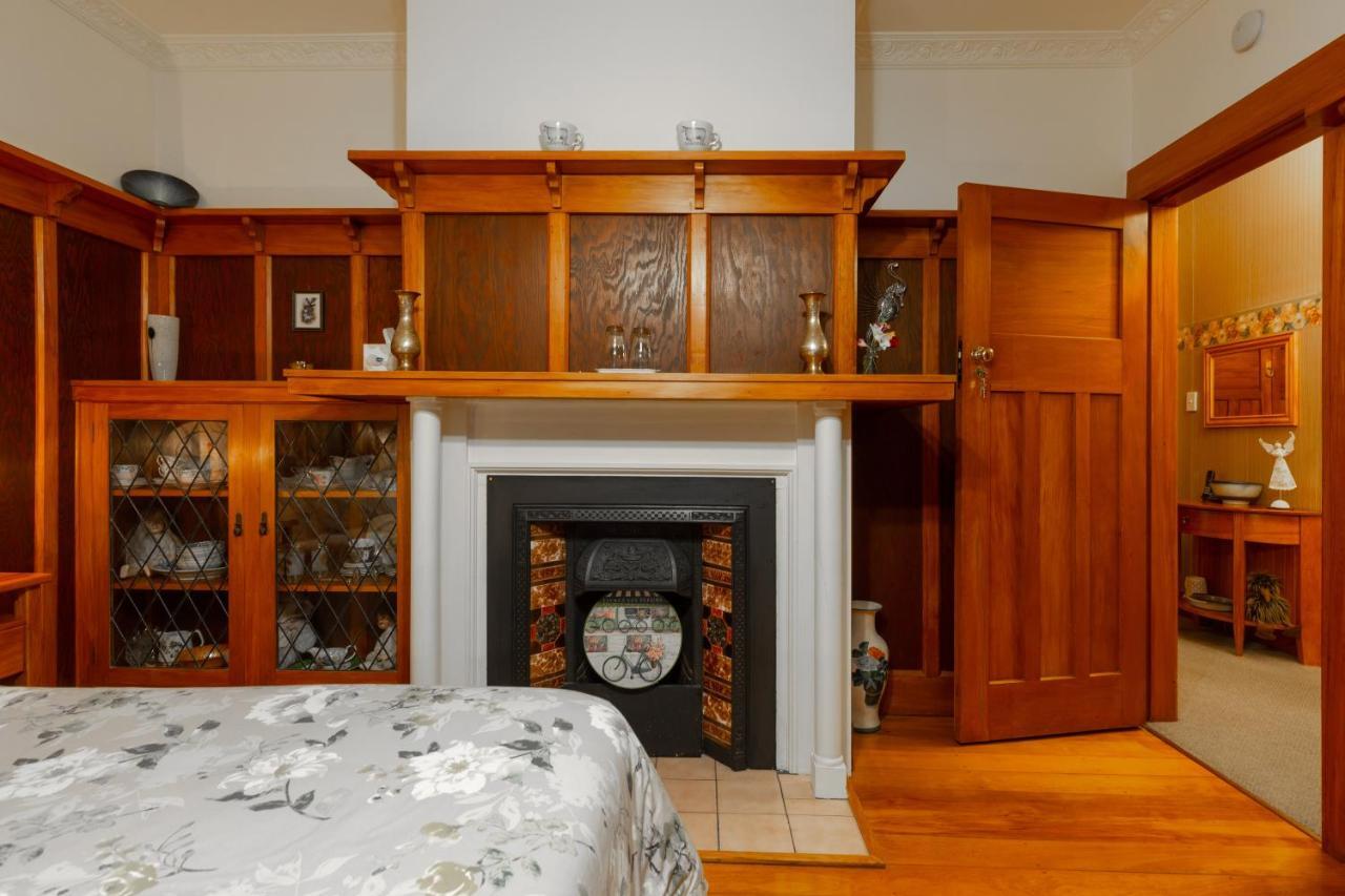Olde Mill House B&B & Bike2Wine Cycle Hire Renwick Bagian luar foto